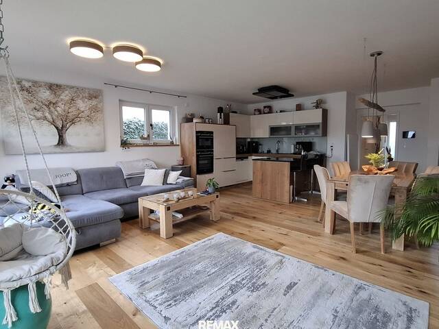 Immobilie in St. Georgen am Steinfelde - Stilvolles Reihenhaus mit Garten und Terrasse in St. Georgen - Bild 1