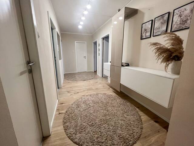Immobilie in Wels - Stilvoll renovierte 3-Zimmer-Wohnung in Wels - perfekter Wohnkomfort ab sofort - Bild 2
