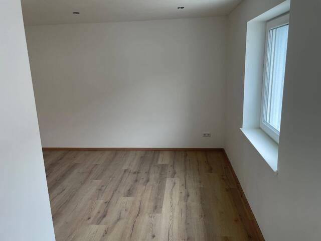 Immobilie in Riedersbach - Vollsanierte 2-Zimmer-Wohnung mit Balkon um 155.000 Euro - Bild 3