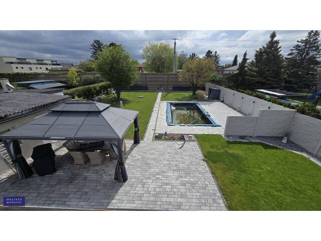 Immobilie in Unterwaltersdorf - Familienhaus mit herrlichem Pool, großzügigem Garten bei Ebreichsdorf! - Bild 4