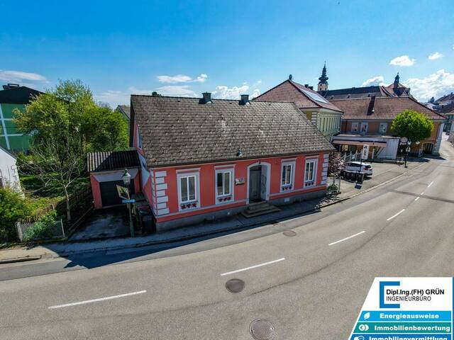 Immobilie in Seitenstetten - Charmantes Einfamilienhaus im Zentrum von Seitenstetten - saniert, Garage, Terrasse, Fernwärme - Bild 1