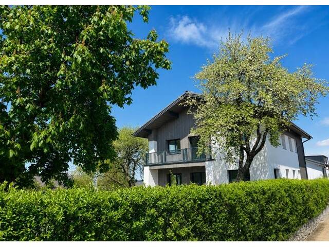 Immobilie in Hellmonsödt - Moderne Gartenwohnung mit Hauscharakter | 283 m² Garten | Toplage|provisionsfrei - Bild 2