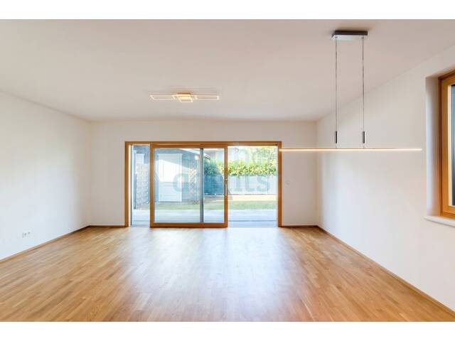 Immobilie in Wöllersdorf - Moderne Doppelhaushälfte mit Garten, Carport, Balkon und offener Wohnküche - Bild 3
