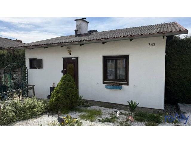 Immobilie in Neusiedl an der Zaya - Charmanter Bungalow auf 1.089 m² Eigengrund - großer Garten mit zwei Einfahrten & viel Ausbaupotenzial - Bild 0