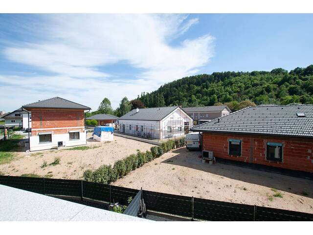 Immobilie in Tillmitsch - PROVISIONSFREI - Ruhige Wohnung im 4-Parteien-Haus mit sonnigem Südwest-Balkon inkl. Carport - Bild 2