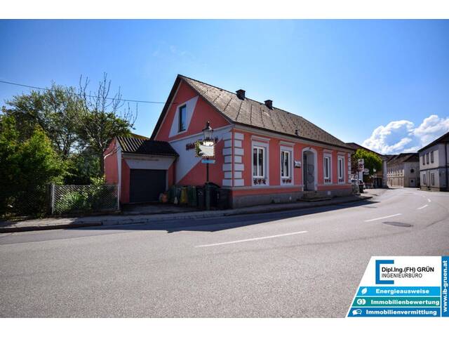 Immobilie in Seitenstetten - Charmantes Einfamilienhaus im Zentrum von Seitenstetten – saniert, Garage, Terrasse, Fernwärme - Bild 0