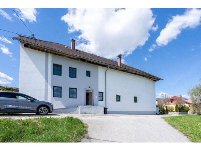 Immobilie in Heinrichsberg - Charmantes Wohnhaus mit großem Entwicklungspotenzial - Bild 0