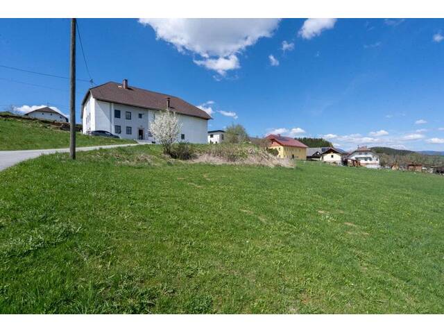 Immobilie in Heinrichsberg - Charmantes Wohnhaus mit großem Entwicklungspotenzial - Bild 2