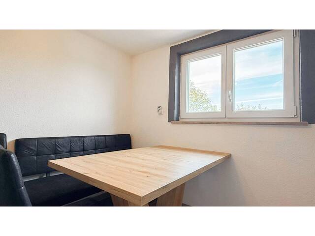 Immobilie in Lambach - Sanierte 2-Zimmer-Dachgeschosswohnung in Lambach - kompakt & modern - Bild 3