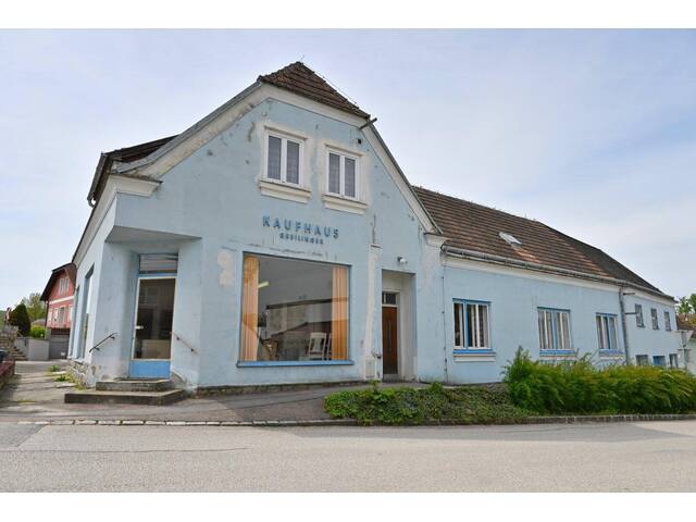 Immobilie in Platt - Wohnhaus mit ehemaligen Geschäftsflächen & Nebengebäude in Platt (Retzer Land) - Bild 1