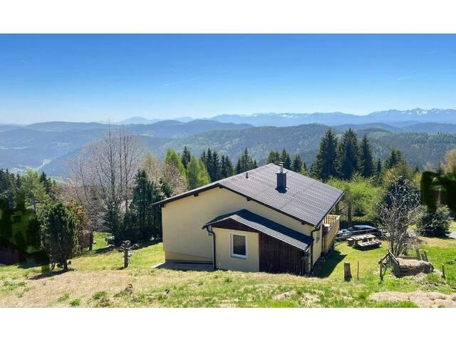Immobilie in Hochrindl - Neu saniertes Ferienhaus in Ruhelage mit Fernsicht auf der Hochrindl (Provisionsfrei) - Bild 0