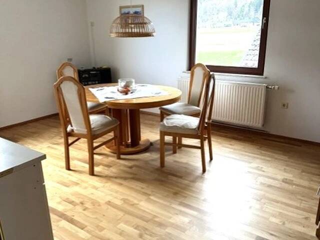 Immobilie in Sittersdorf - Wohnen, Natur & Freiraum vereint! Zweifamilienhaus mit Nebengebäuden, Landwirtschafts‑ und Forstflächen - Bild 4
