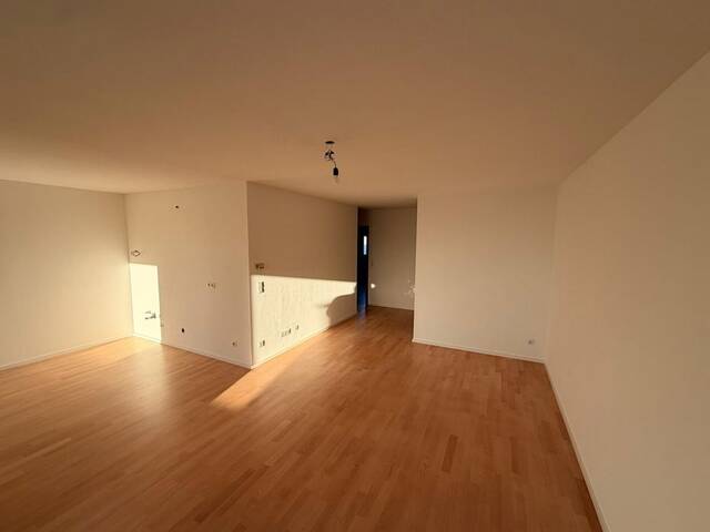 Immobilie in Salzburg - Helle 3-Zimmer Wohnung mit sonnigem Balkon in zentraler Ruhelage Salzburgs - Bild 1