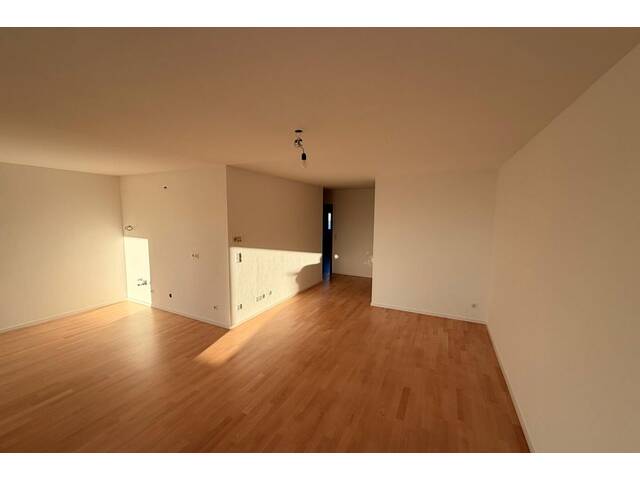 Immobilie in Salzburg - Helle 3-Zimmer Wohnung mit sonnigem Balkon in zentraler Ruhelage Salzburgs - Bild 4