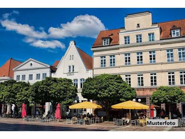 Immobilie in Stein - Attraktives Wohn- und Geschäftshaus mit Pension, 3 Wohnungen und Kellerstöckl - Bild 0