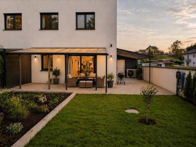 Immobilie in Pfaffstätt - Provisionsfrei! Einfamilienhaus-Feeling | Exklusive Doppelhaushälfte | Smart Home | 3,20m Raumhöhe - Bild 0