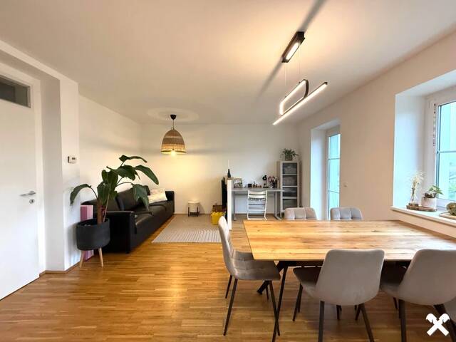 Immobilie in Steyr - Traumhafte 3-Zimmer-Wohnung mit Balkon und Garten - Bild 1
