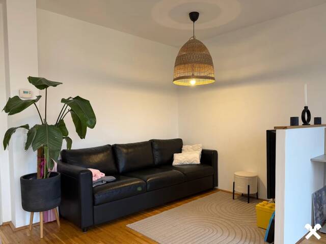 Immobilie in Steyr - Traumhafte 3-Zimmer-Wohnung mit Balkon und Garten - Bild 2