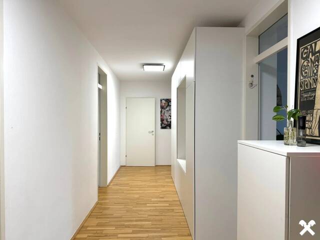 Immobilie in Steyr - Traumhafte 3-Zimmer-Wohnung mit Balkon und Garten - Bild 3