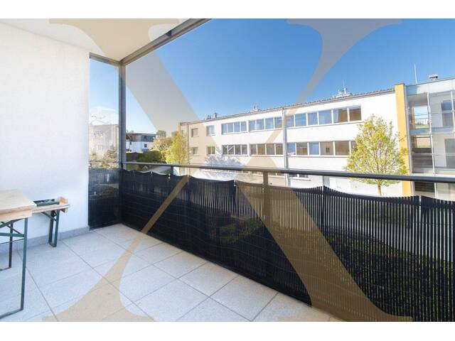 Immobilie in Altenberg bei Linz - Zentral gelegene 3-Zimmer-Wohnung mit Loggia, Garage und optionalem Gartenanteil in Altenberg zu verkaufen! - Bild 0