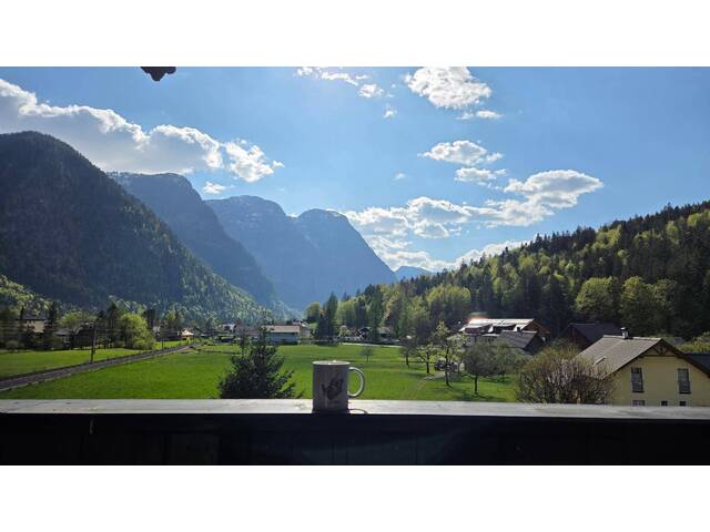 Immobilie in Obertraun - Großzügiges Wohnhaus mit Panoramablick und 3 separaten Wohnebenen in Obertraun - Bild 2