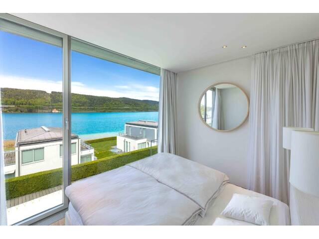 Immobilie in Auen - Moderne Beachfront-Villa in einzigartiger Lage am Wörthersee mit spektakulärem Blick - Bild 0