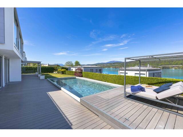 Immobilie in Auen - Moderne Beachfront-Villa in einzigartiger Lage am Wörthersee mit spektakulärem Blick - Bild 2
