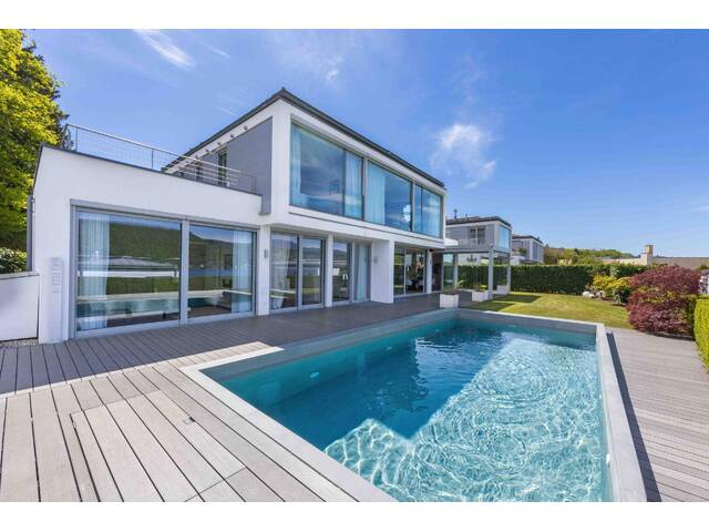 Immobilie in Auen - Moderne Beachfront-Villa in einzigartiger Lage am Wörthersee mit spektakulärem Blick - Bild 3