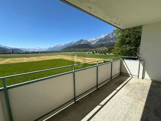 Immobilie in Wattens - RENOVIERUNGSBEDÜRFTIGE WOHNUNG MIT OST- UND WESTBALKON UND IDEALER RAUMAUFTEILUNG - Bild 0