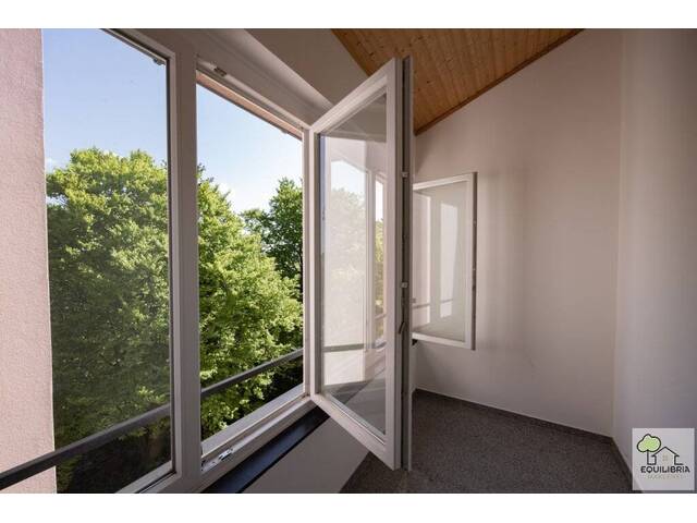 Immobilie in Bisamberg - Traumhafter Ausblick - Heller, moderner Familienwohntraum mit Loggia & Klimaanlage - Bild 1