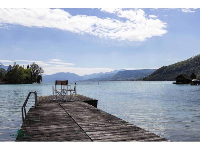 Immobilie in Litzlberg - Exklusive Ferienimmobilie mit privatem Seezugang, Litzlberg Attersee - Bild 1