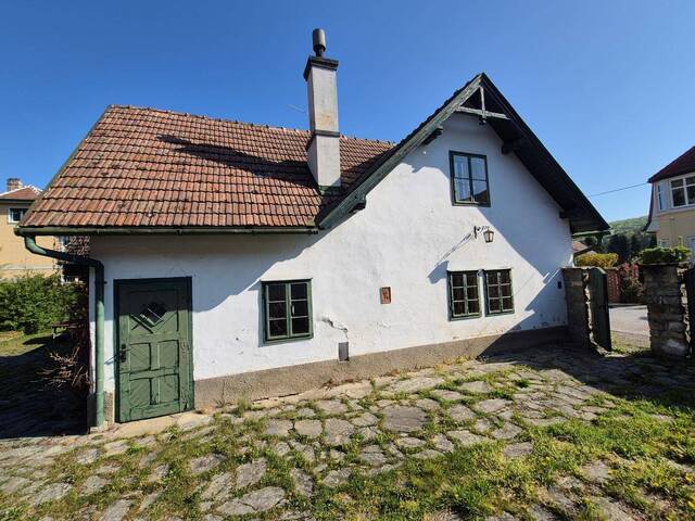 Immobilie in St. Christophen - ENTZÜCKENDES HAUS AUF GROSSEM BAUGRUND - Bild 2