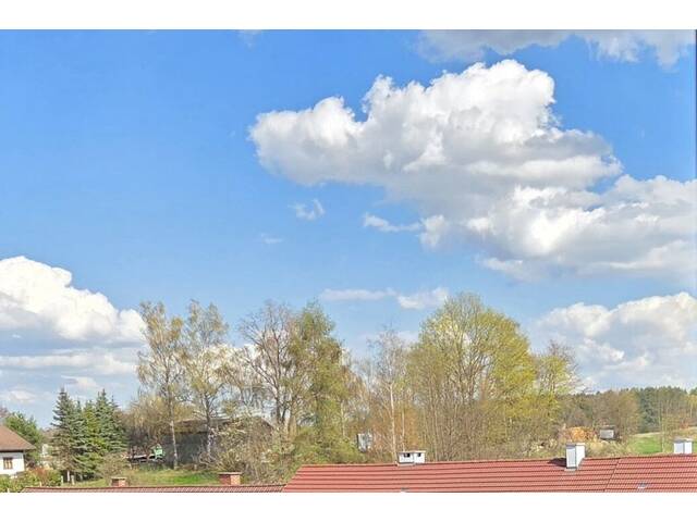 Immobilie in Schrems - Ruhige 2-Zimmer-Wohnung mit Loggia und schönem Ausblick - Bild 3