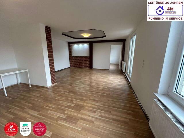 Immobilie in Gänserndorf - Elegantes Zweifamilienhaus mit privatem Garten – selten, flexibel, wertvoll. - Bild 3
