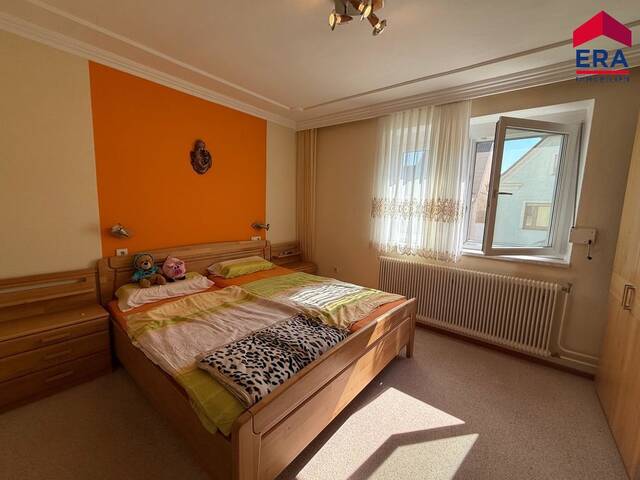 Immobilie in Hohenau an der March - Gepflegtes Einfamilienhaus mit Nebengebäuden in 2273 Hohenau an der March - ruhige Siedlungslage! - Bild 2