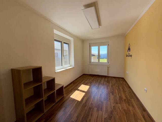 Immobilie in Werndorf - Großzügiges Familienhaus rd. 234 m² Wnfl. mit 1.446 m² Grundstück & großem Entwicklungspotenzial! - Bild 3