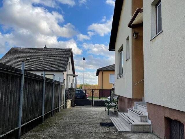 Immobilie in Neusiedl an der Zaya - Freiraum. Familie. Zukunft. – Einfamilienhaus mit großem Garten, neu positioniert bei 178.900 € - Bild 3