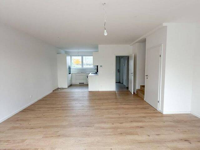 Immobilie in Landegg - Haus mit Garten und 2 Parkplätzen vor der Tür in Pottendorf-Landegg Nähe Bahnhof! - Bild 1
