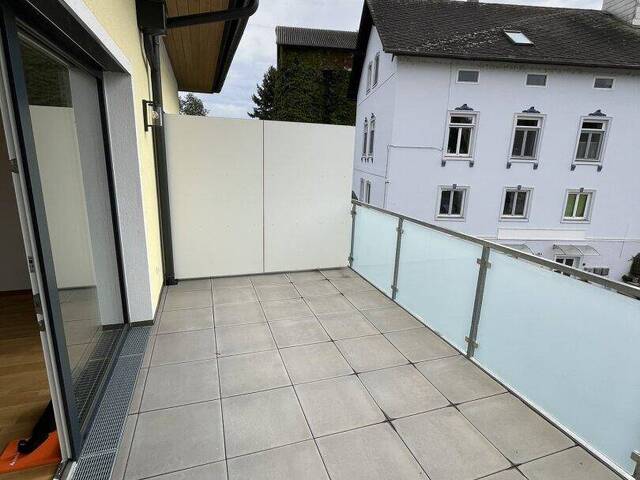 Immobilie in Pupping - neuwertige Eigentumswohnung mit Kinderzimmer und Carportstellplatz - Pupping/Leumühle - Bild 4