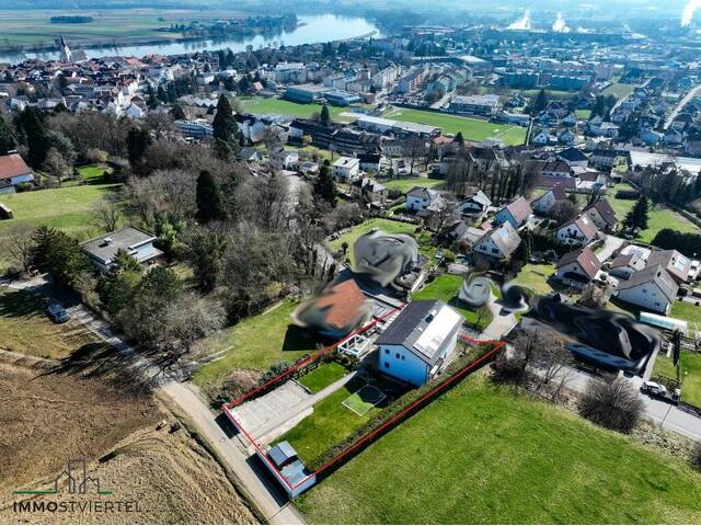 Immobilie in Ybbs an der Donau - Ein- Zweifamilienhaus in toller Aussichtlage in Ybbs! - Bild 0