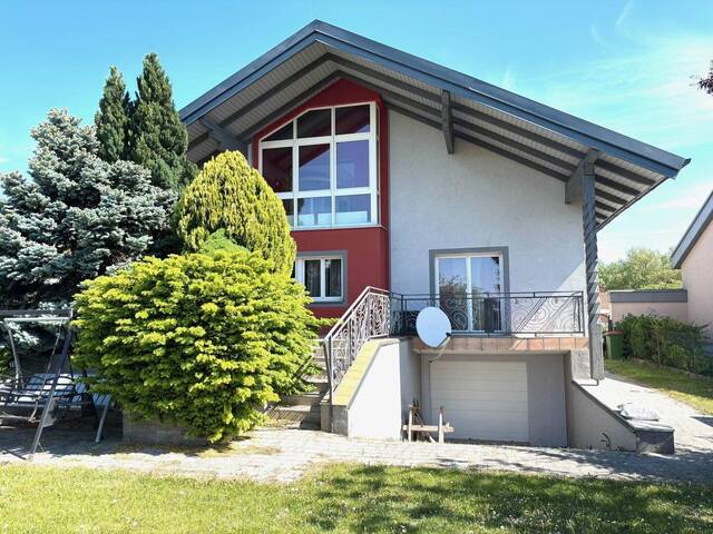 Immobilie in Schönkirchen-Reyersdorf - HELL UND WOHNLICH IST DAS AMBIENTE DIESES HAUSES - Bild 0