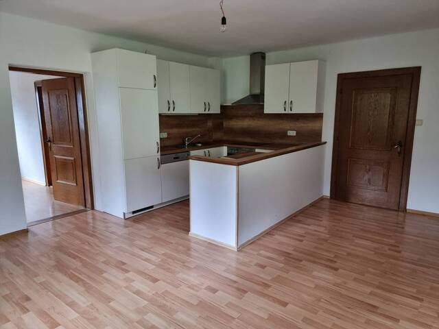 Immobilie in Micheldorf - Wohnen mit Potenzial im Grünen - Bild 2