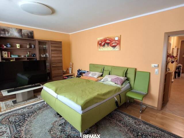 Immobilie in Ober-Grafendorf - Gepflegte 4-Zimmer-Eigentumswohnung mit Loggia und Lift - Bild 2