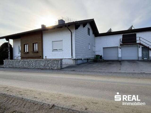 Immobilie in Schwarzenberg am Böhmerwald - Wohnhaus nahe Schwarzenberg - Bild 2