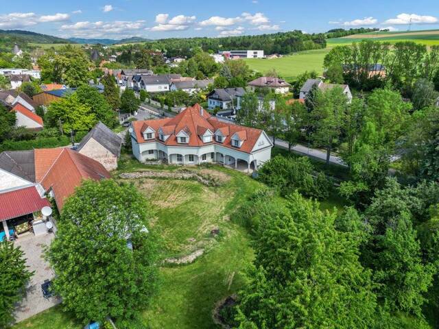 Immobilie in Kobersdorf - Schlossflair trifft Landhausgefühl – Ein besonderes Haus mit Charakter im Herzen des Mittelburgenlands - Bild 1