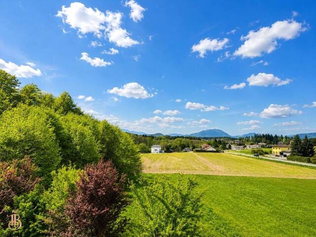 Immobilie in Velden am Wörther See / Augsdorf - Stilvoll sanierte 2-Zimmer-Wohnung mit Balkon in traumhafter Naturlage in Velden am Wörthersee - Bild 1