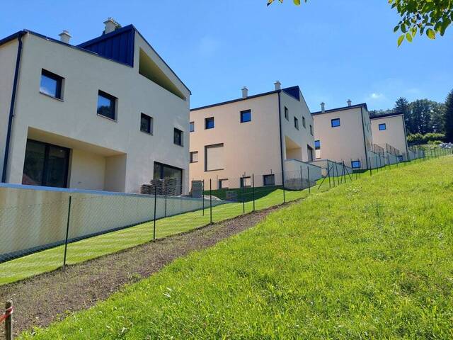 Immobilie in Altlengbach - AKTIONSPREISE BIS 30.06.2026 - großzügige Doppelhäuser nähe Wien inkl. Garagenplätze und Eigengarten! - Bild 2
