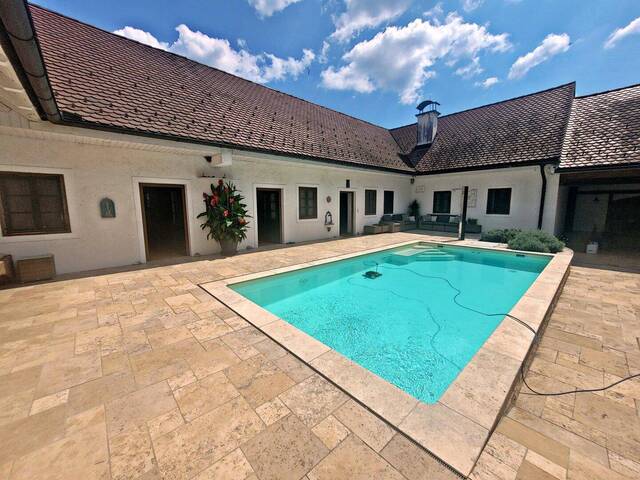 Immobilie in Bad Waltersdorf - Moderner Vierkanthof mit Pool Sofortbezug - in prominenter Lage - Bild 2