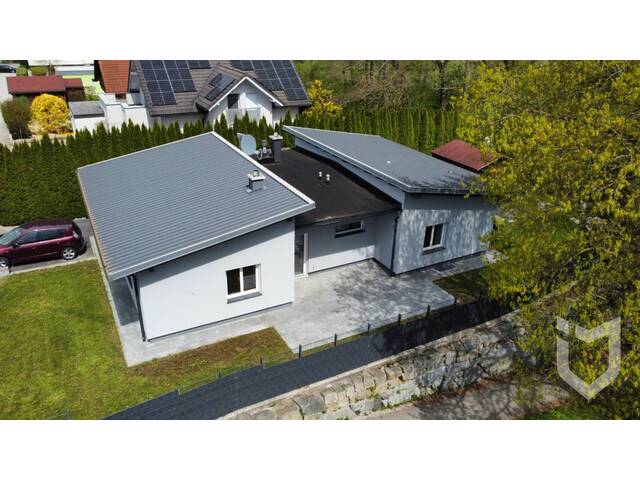 Immobilie in Piberbach - HEIMKOMMEN & ANKOMMEN - WUNDERSCHÖNER BUNGALOW IN PIBERBACH - Bild 1
