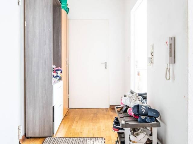Immobilie in Leonding - *** 2 Raumwohnung mit Tiefgaragenparkplatz und TOP Rendite - Perfekte Arbeiterwohnung *** - Bild 1